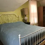 Room A In The White House